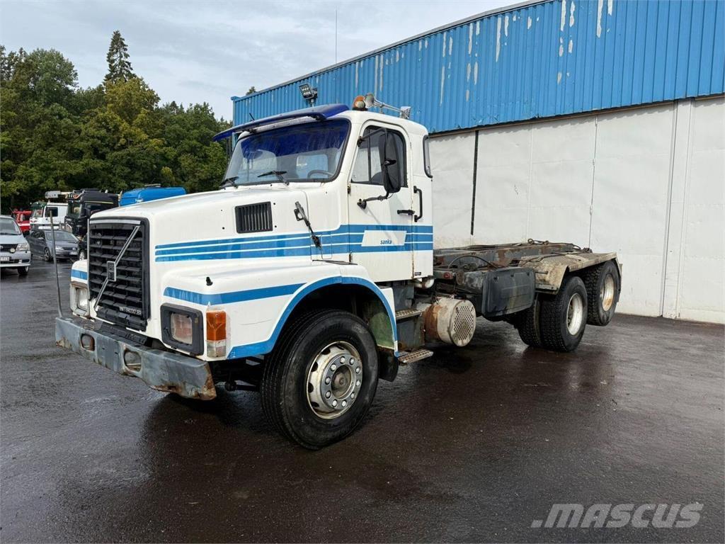 Volvo N10 6x2 Konksliftveokid
