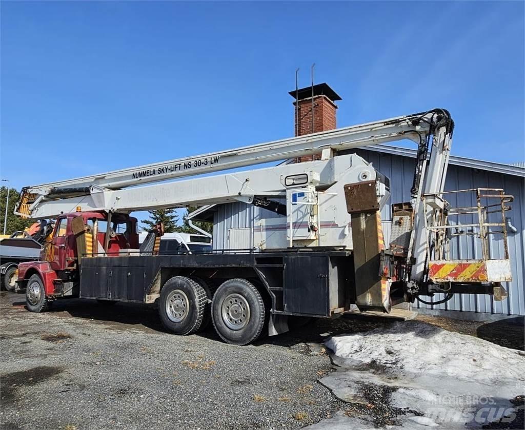Volvo N7 6x2 Kraanaga veokid