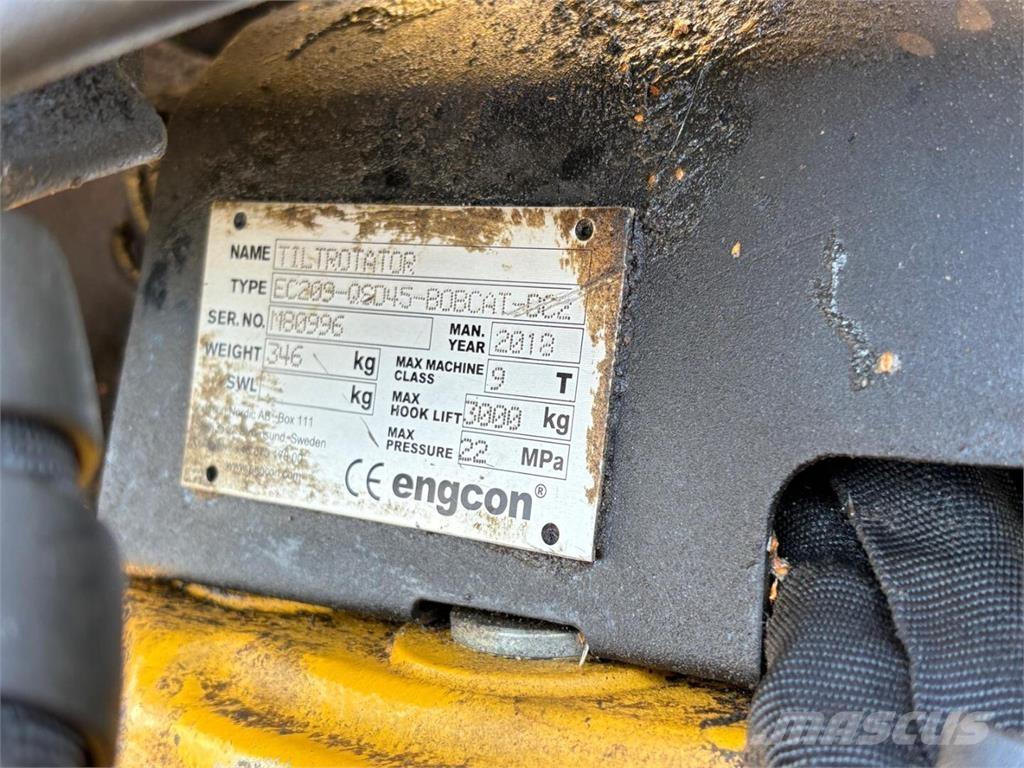 Yanmar B 95 W Ratasekskavaatorid