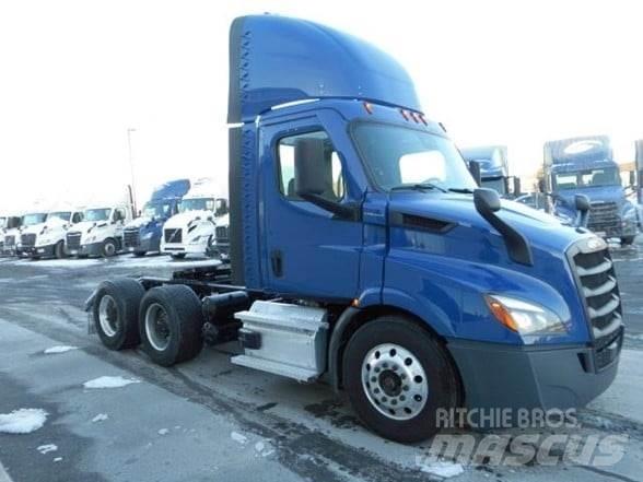 Freightliner CASCADIA 116 Sadulveokid