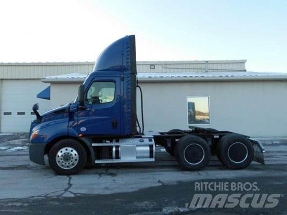 Freightliner CASCADIA 116 Sadulveokid