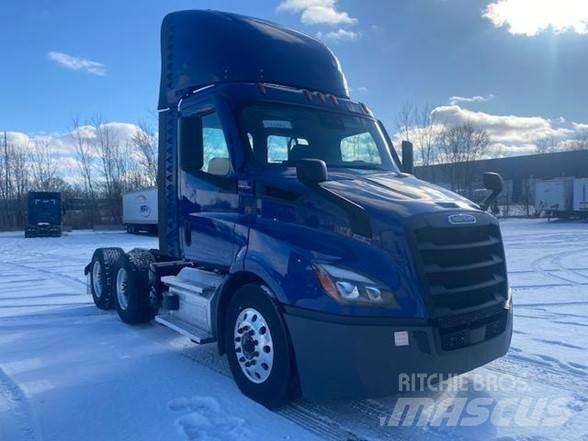 Freightliner CASCADIA 116 Sadulveokid