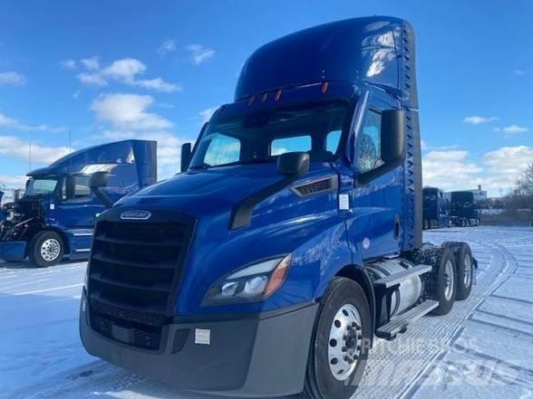 Freightliner CASCADIA 116 Sadulveokid