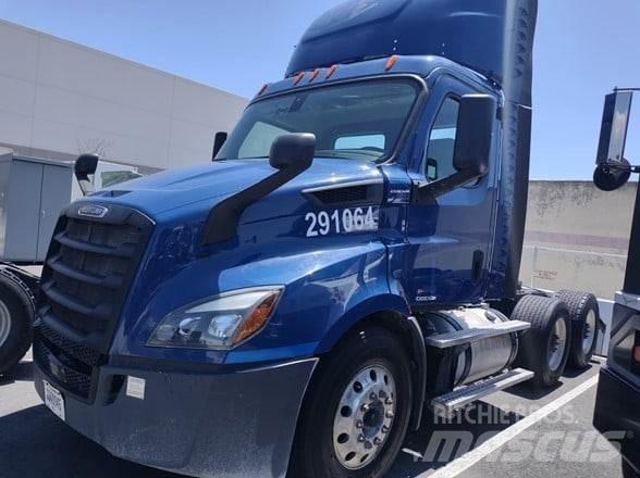 Freightliner CASCADIA 116 Sadulveokid