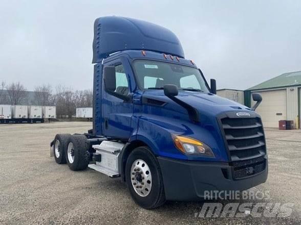Freightliner CASCADIA 116 Sadulveokid