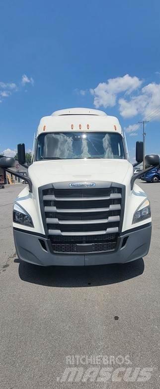Freightliner CASCADIA 116 Sadulveokid