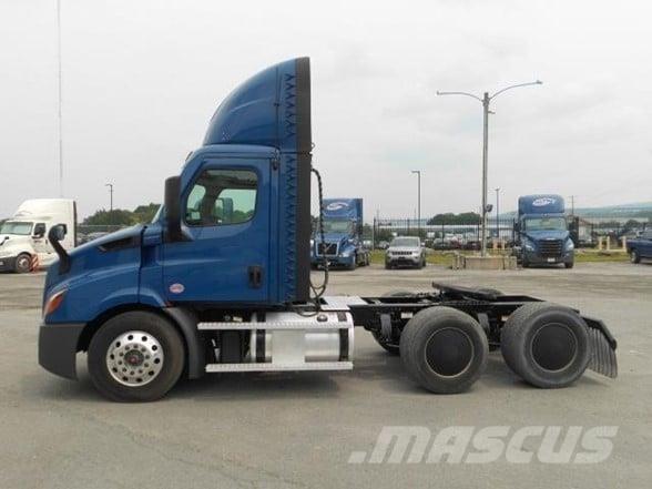 Freightliner CASCADIA 116 Sadulveokid