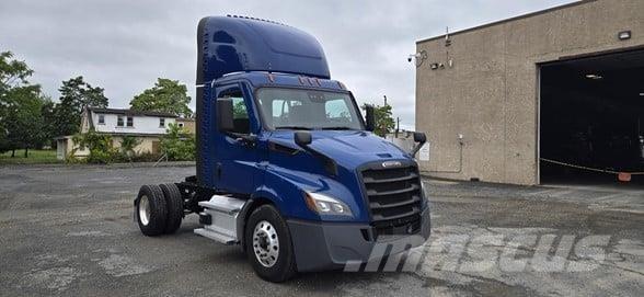 Freightliner CASCADIA 116 Sadulveokid
