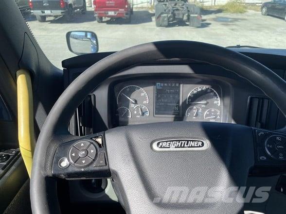 Freightliner CASCADIA 116 Sadulveokid