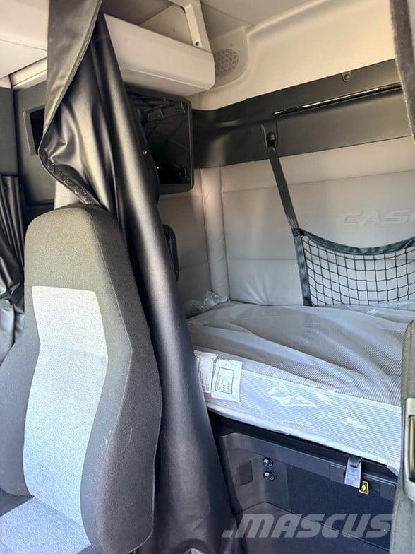 Freightliner CASCADIA 116 Sadulveokid