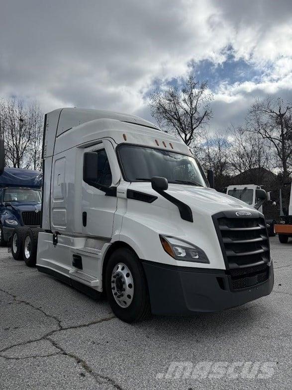 Freightliner CASCADIA 116 Sadulveokid