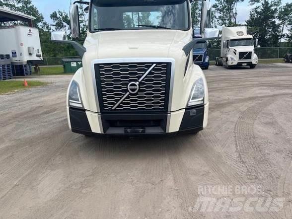 Volvo VNR64T300 Sadulveokid