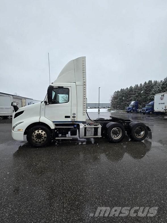 Volvo VNR64T300 Sadulveokid