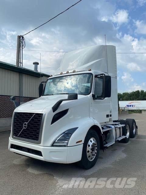 Volvo VNR64T300 Sadulveokid