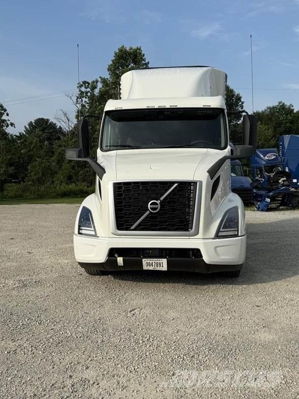 Volvo VNR64T640 Sadulveokid