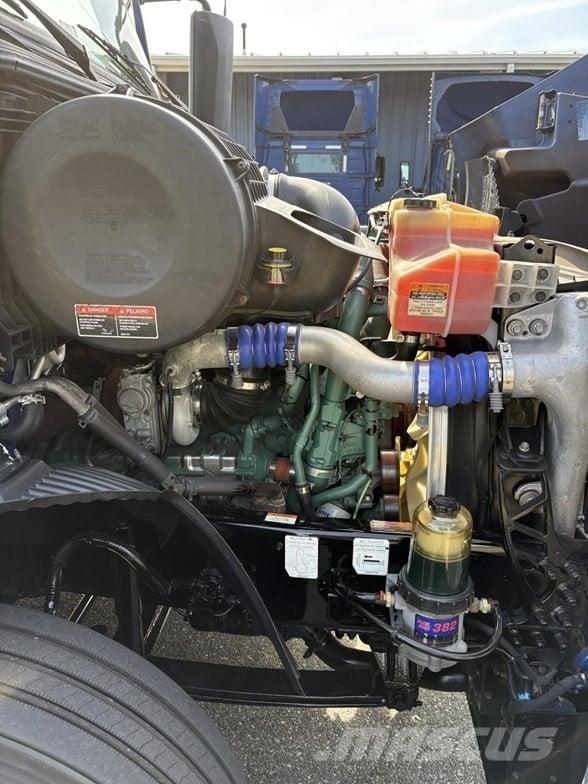 Volvo VNR64T640 Sadulveokid