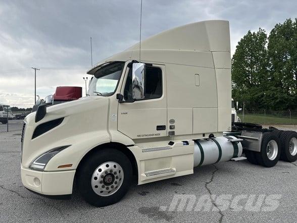 Volvo VNR64T640 Sadulveokid