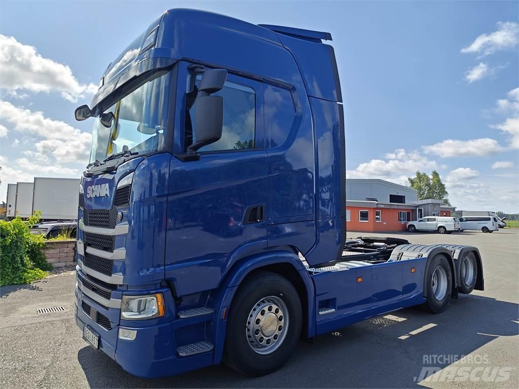 Scania 540S Sadulveokid
