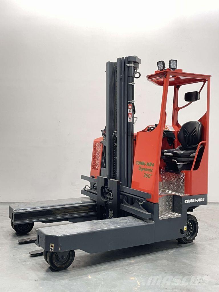 Combilift MR4 Külglaadurid