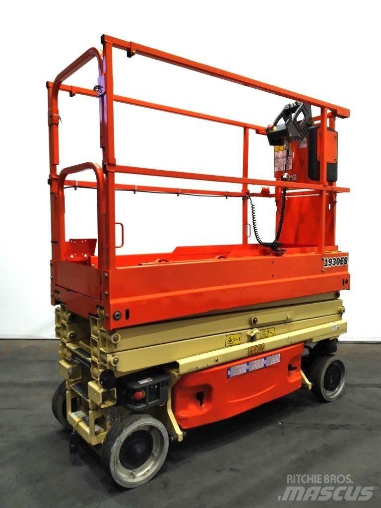 JLG 1930 ES Käärtõstukid
