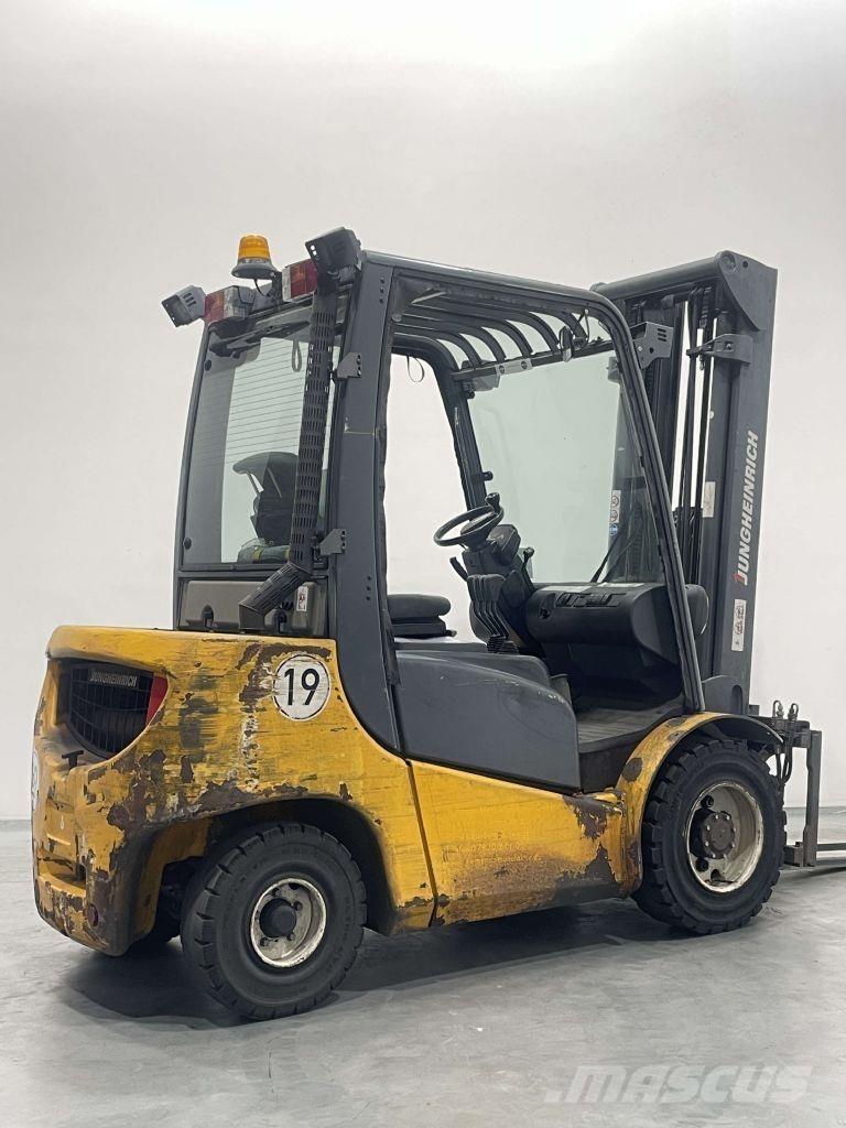 Jungheinrich DFG 430 Diiseltõstukid
