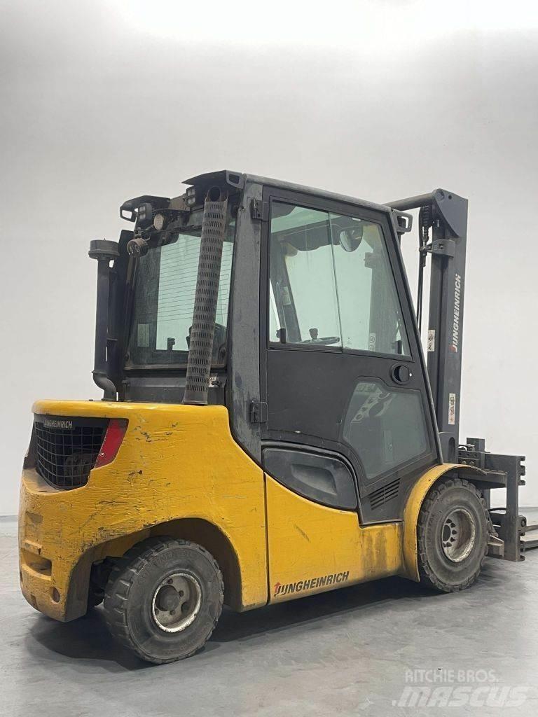 Jungheinrich DFG430S Diiseltõstukid