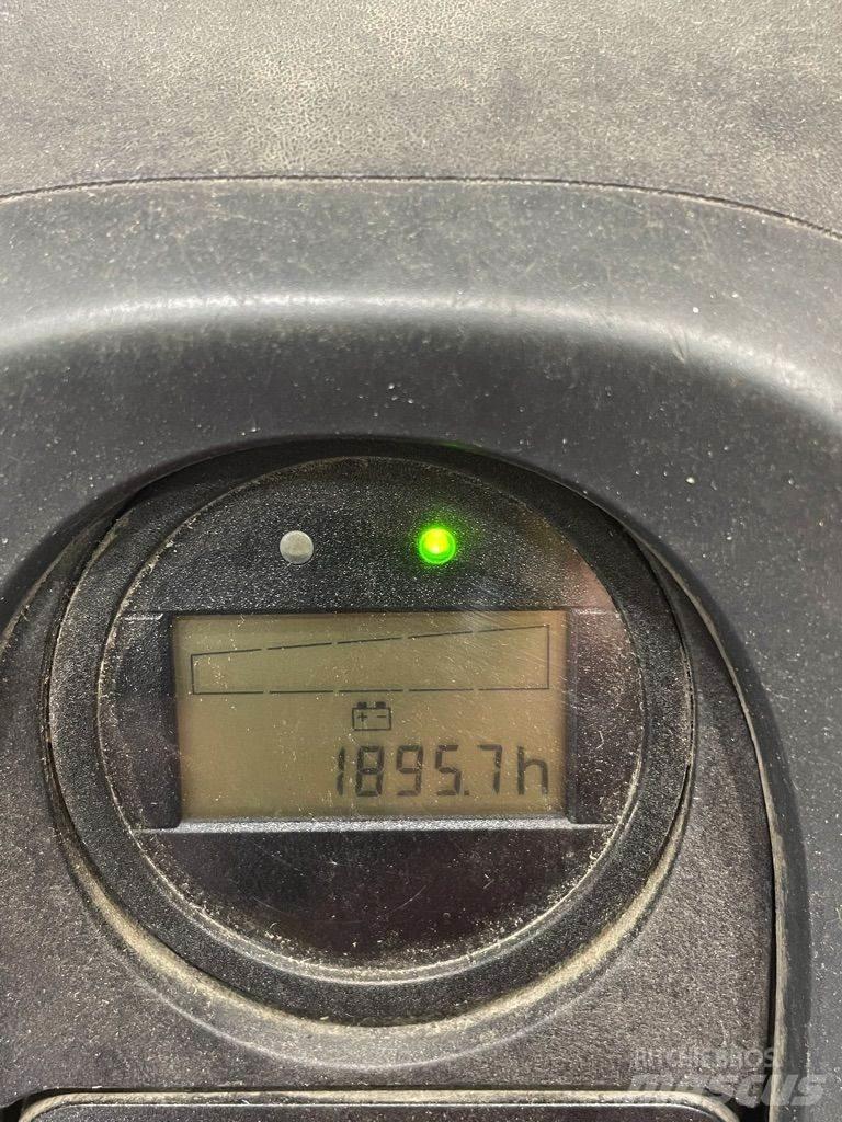Linde D06-1160 Järelkäidavad virnastajad