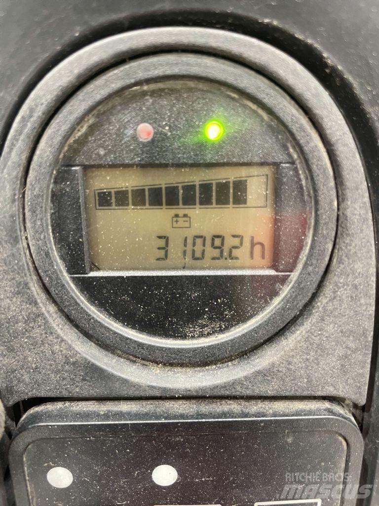 Linde D08-1160 Järelkäidavad virnastajad