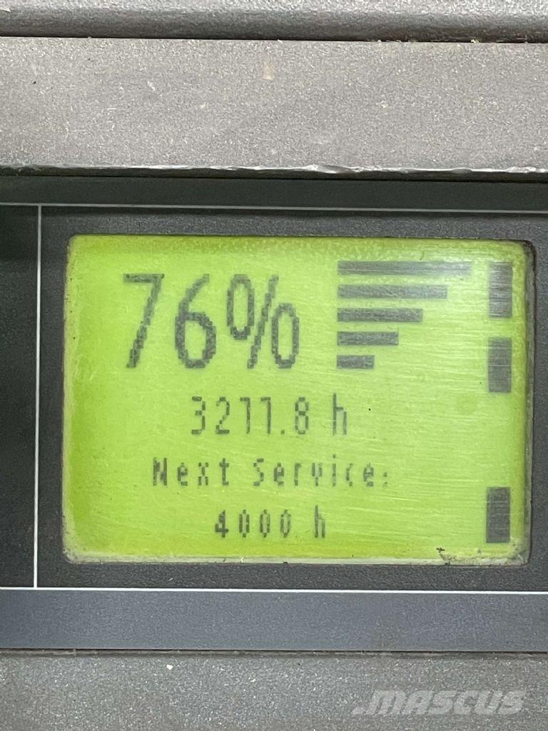 Linde D12HPAP-133 Järelkäidavad virnastajad