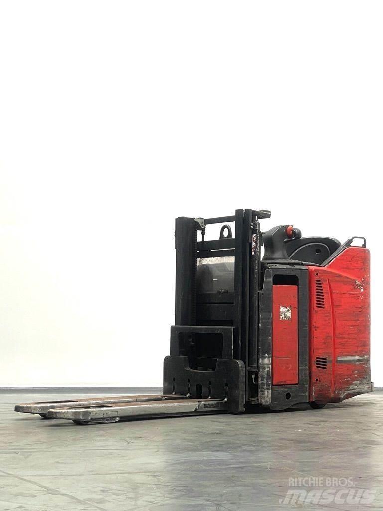 Linde D12HPSP-133 Järelkäidavad virnastajad