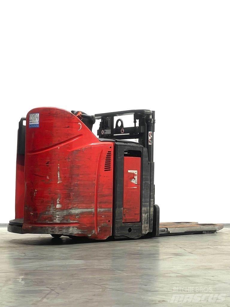 Linde D12HPSP-133 Järelkäidavad virnastajad