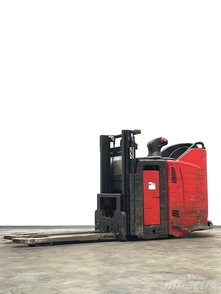 Linde D12HPSP-133 Järelkäidavad virnastajad