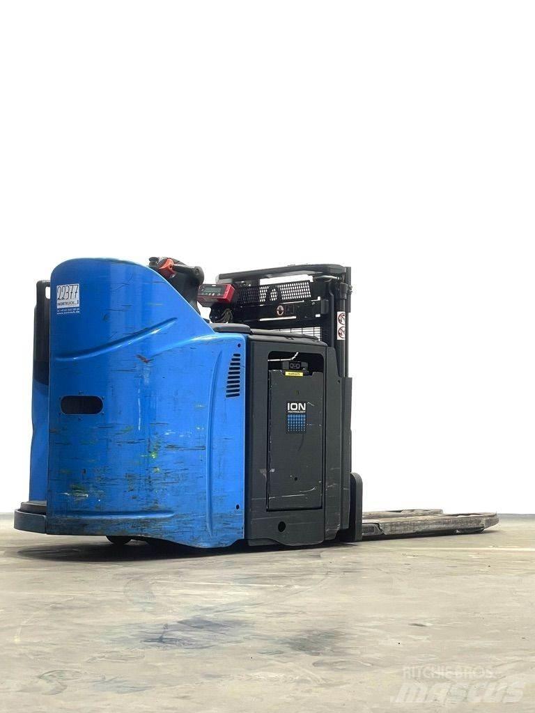 Linde D12HPSP-133 Järelkäidavad virnastajad