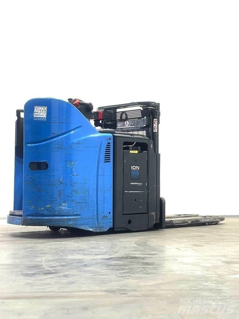 Linde D12HPSP-133 Järelkäidavad virnastajad