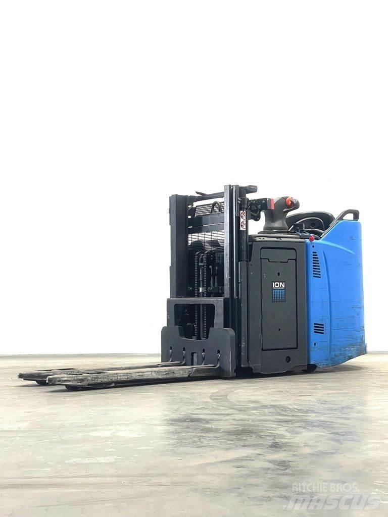Linde D12HPSP-133 Järelkäidavad virnastajad