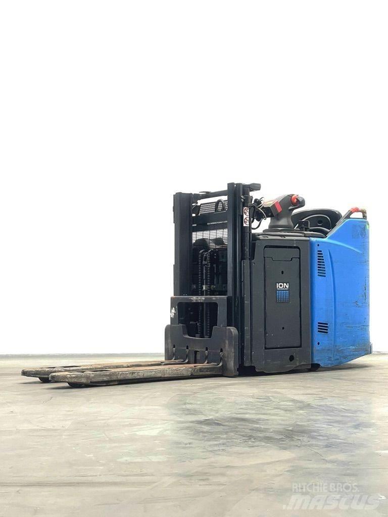 Linde D12HPSP-133 Järelkäidavad virnastajad