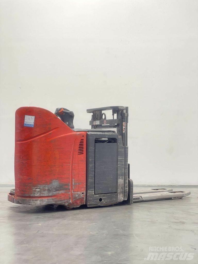 Linde D12HPSP-133 Järelkäidavad virnastajad