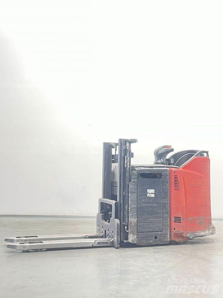 Linde D12HPSP-133 Järelkäidavad virnastajad