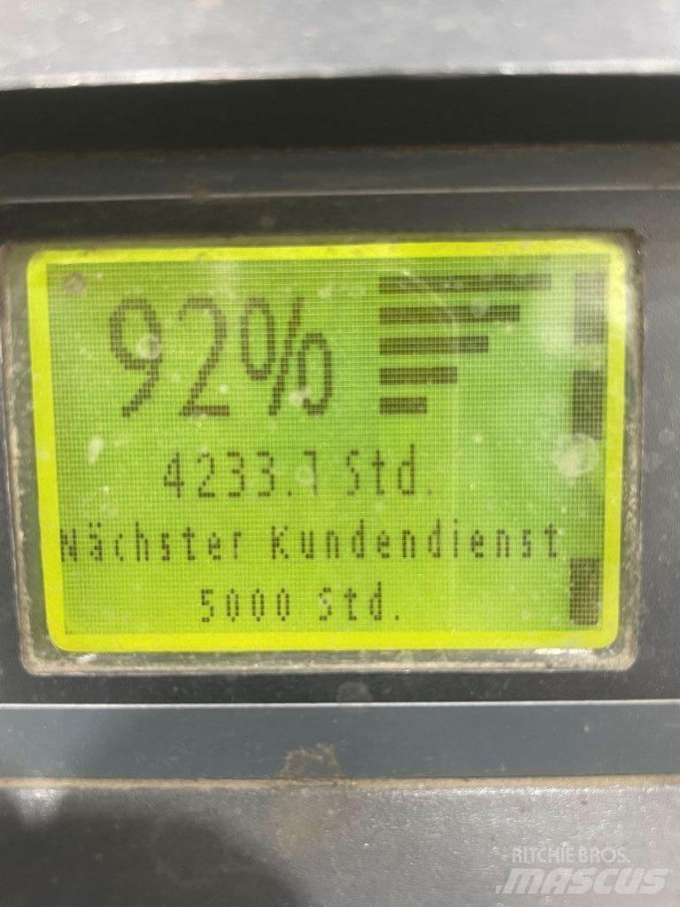 Linde D12HPSP-133 Järelkäidavad virnastajad