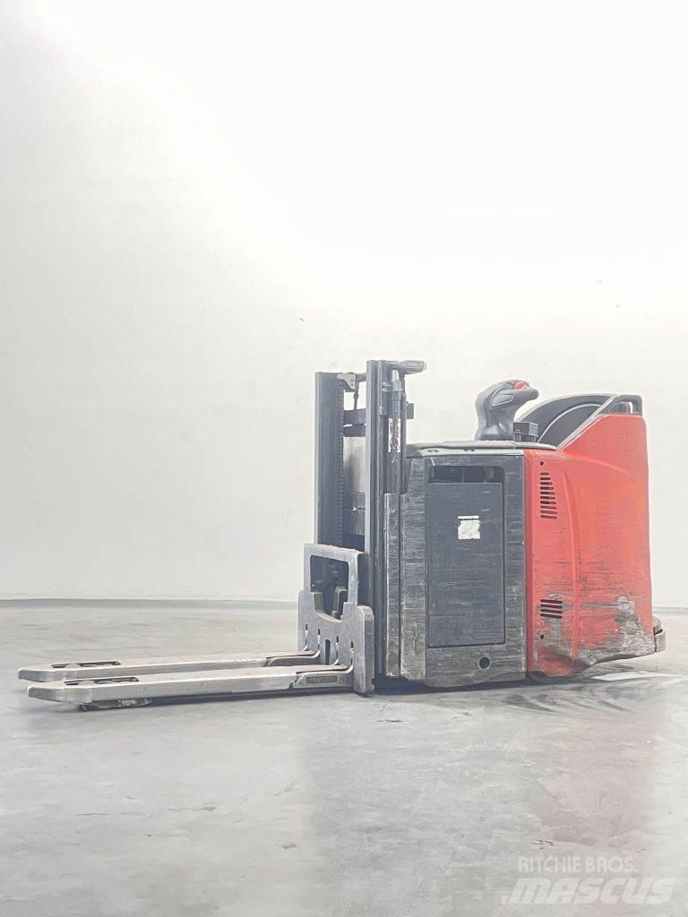 Linde D12HPSP-133 Järelkäidavad virnastajad