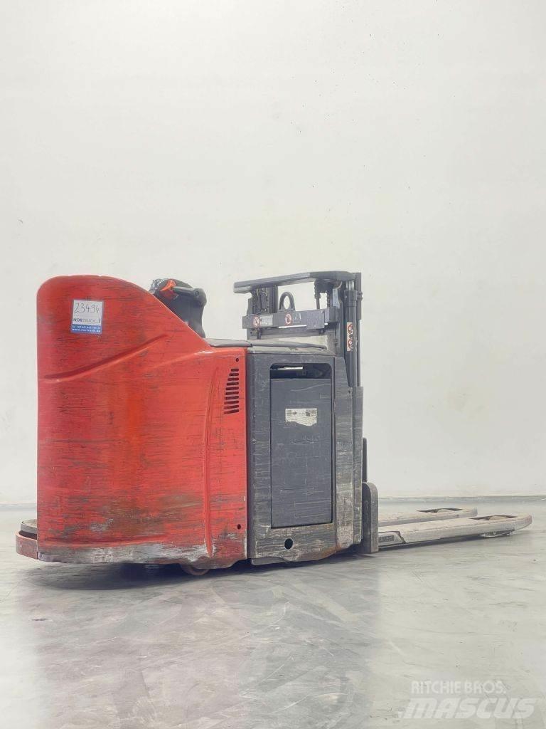 Linde D12HPSP-133 Järelkäidavad virnastajad