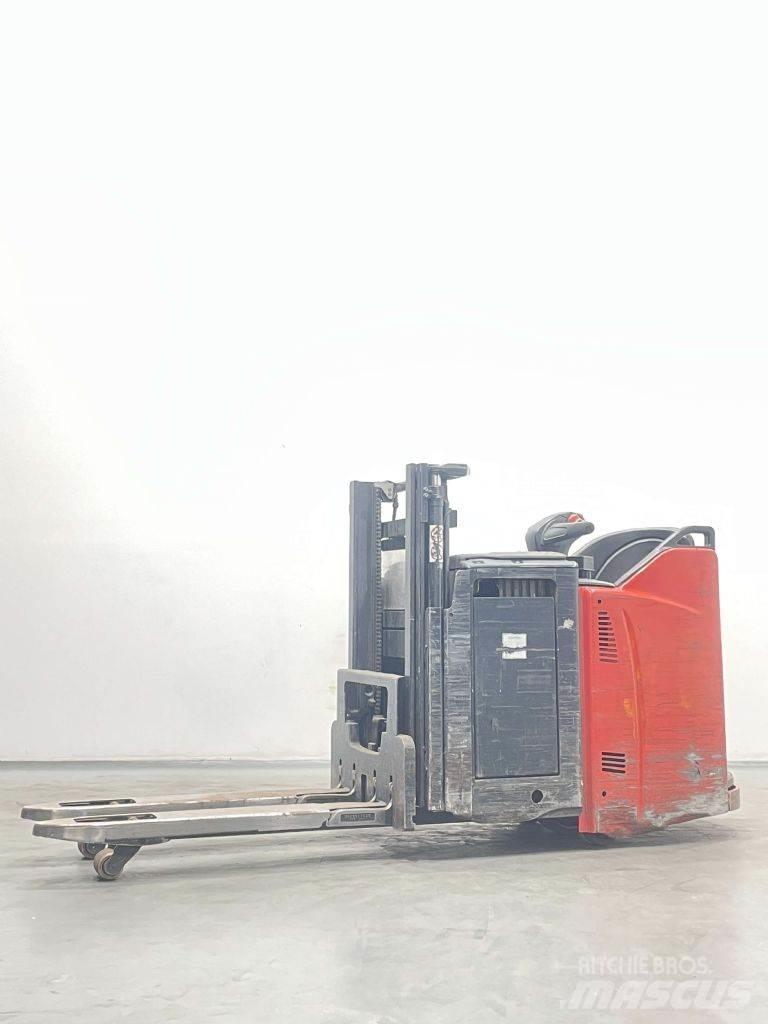 Linde D12HPSP-133 Järelkäidavad virnastajad