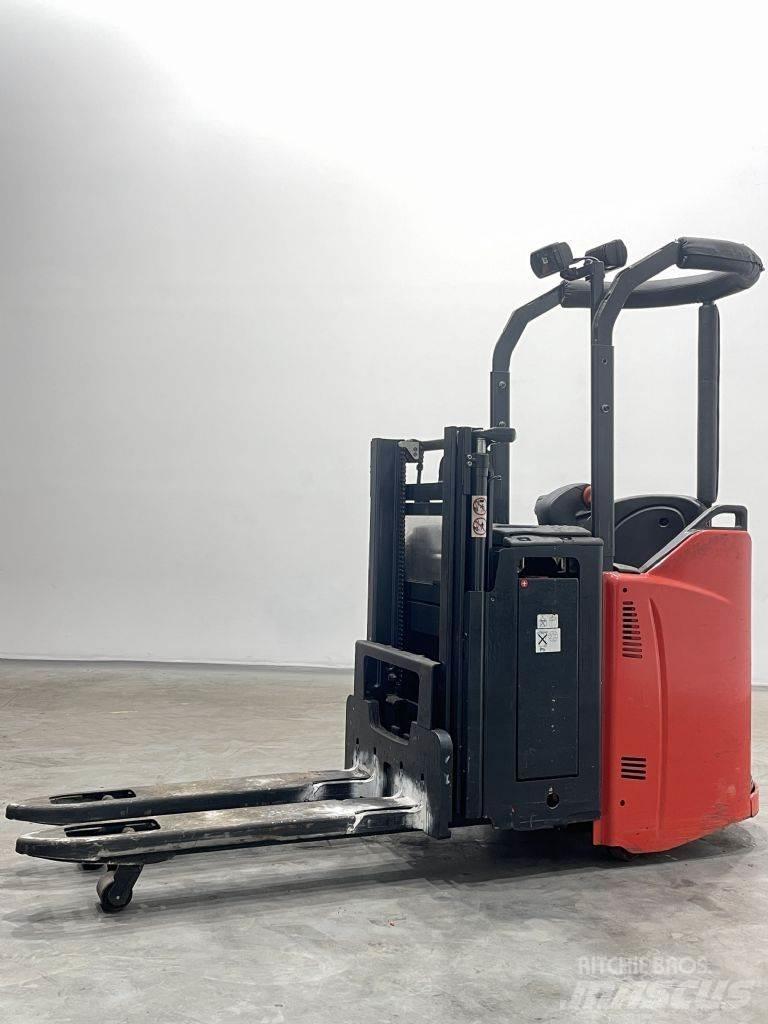 Linde D12SP-133 Järelkäidavad virnastajad