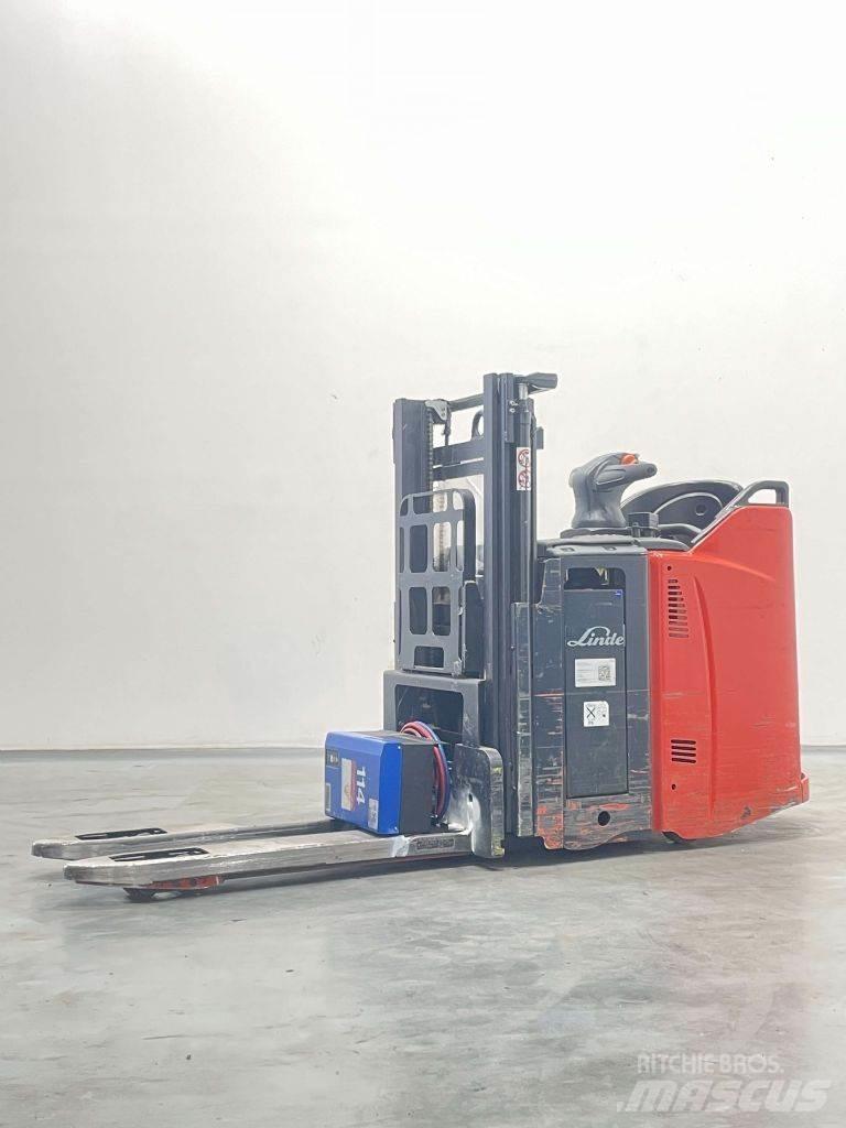 Linde D12SPHP-133 Järelkäidavad virnastajad