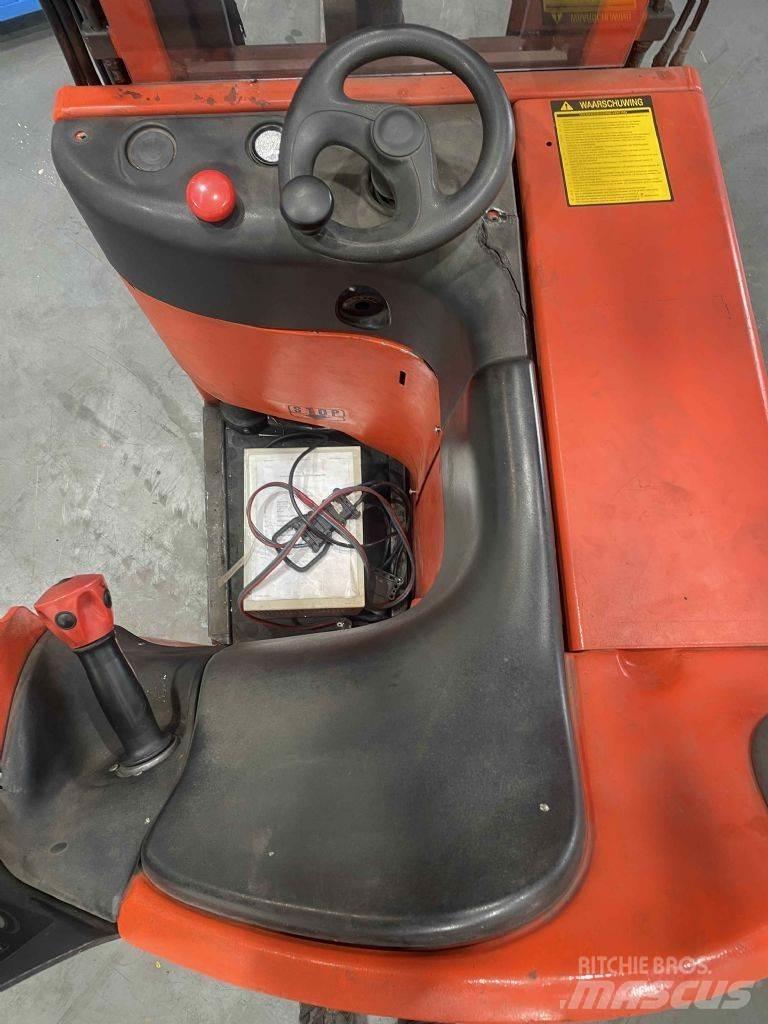 Linde E10-334 Platvormiga virnastajad