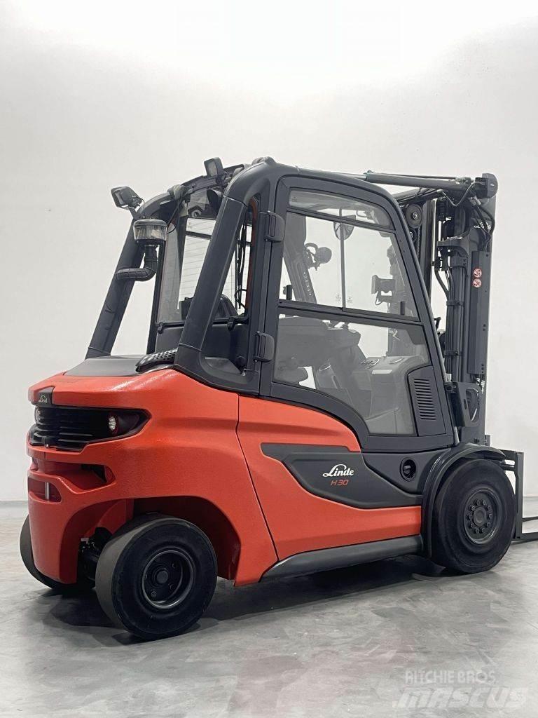 Linde H30D-01-1202 Diiseltõstukid