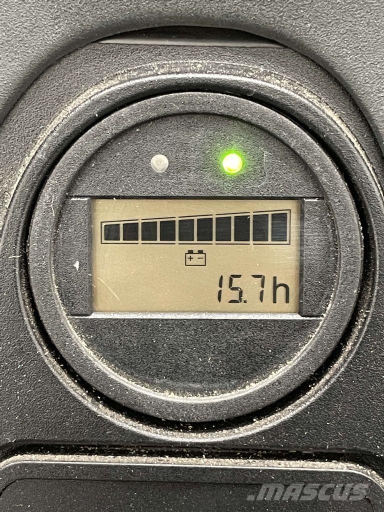 Linde L10B-1172 Järelkäidavad virnastajad