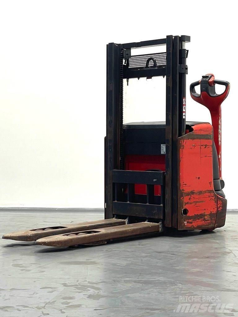 Linde L12i-1172 Järelkäidavad virnastajad