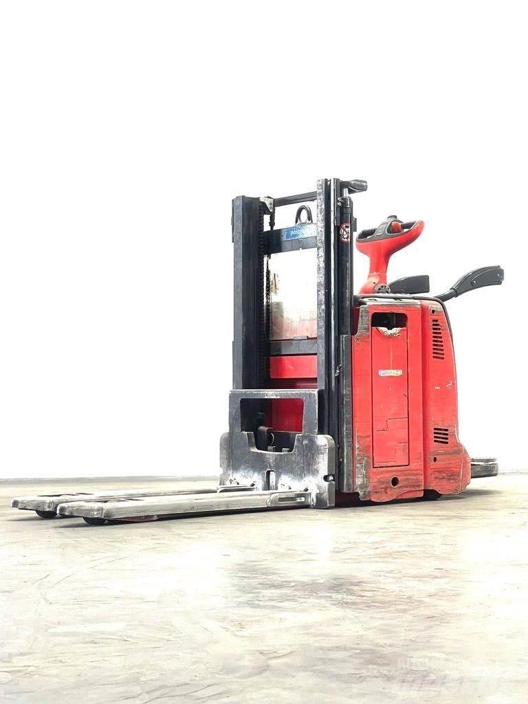 Linde L12LAP-133 Järelkäidavad virnastajad