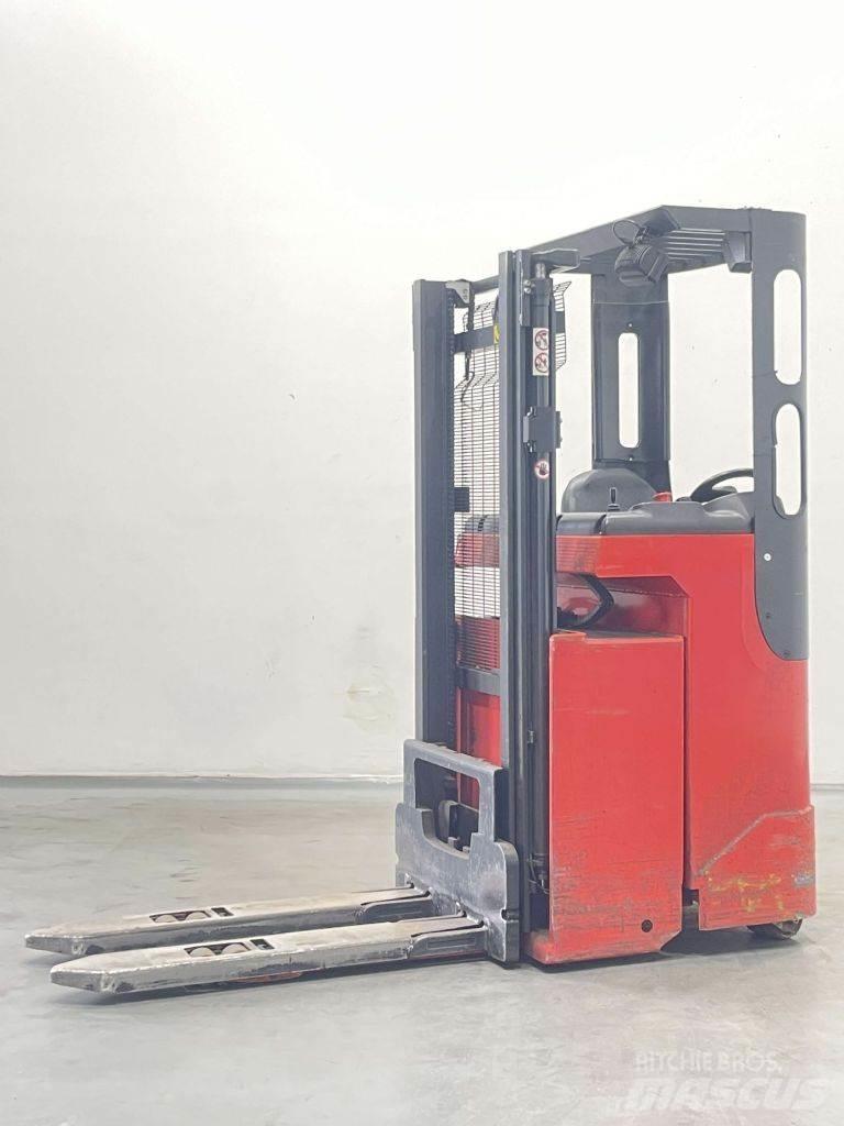 Linde L12R-139 Platvormiga virnastajad
